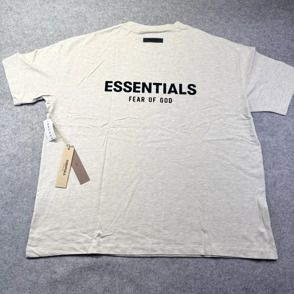 Fear of God Essentials T-Shirt Men XL Light Oatmeal New Short Sleeve Logo Tee